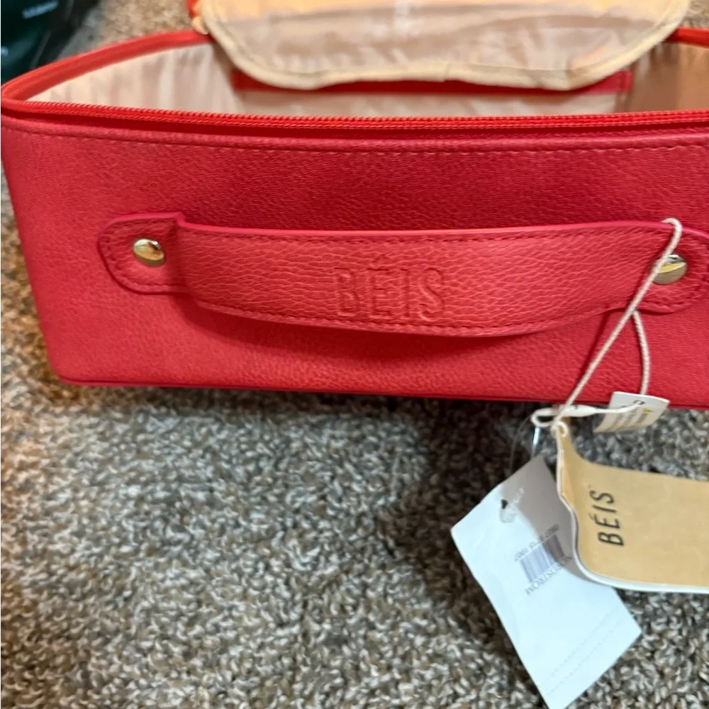 BEIS Red Travel Organizer - Picture 5 of 7